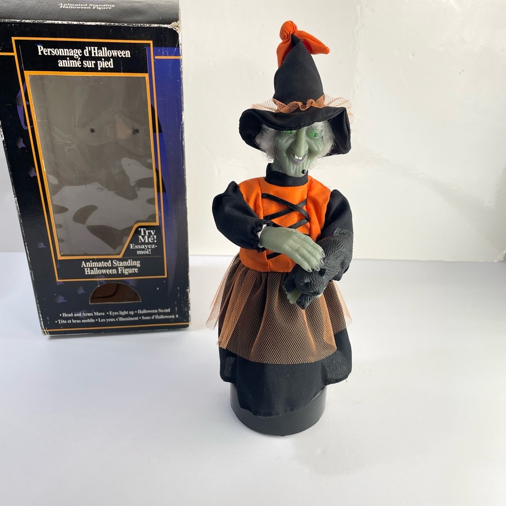 Vintage Gemmy 1994 Animated Witch Petting Cat Talking Halloween Factory Decor
